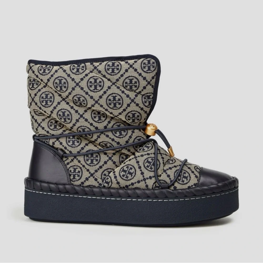 NEW…TORY BURCH Jacquard and leather snow boots size 6